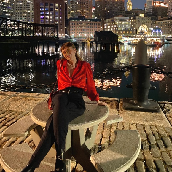 Meet your Posher, Ali - Picture 3 of 3